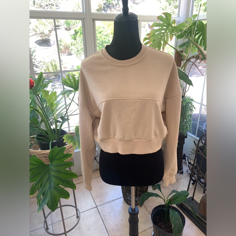 Long Sleeve Crop Sweater